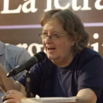 La filosofía y el barro de la historia English Translation